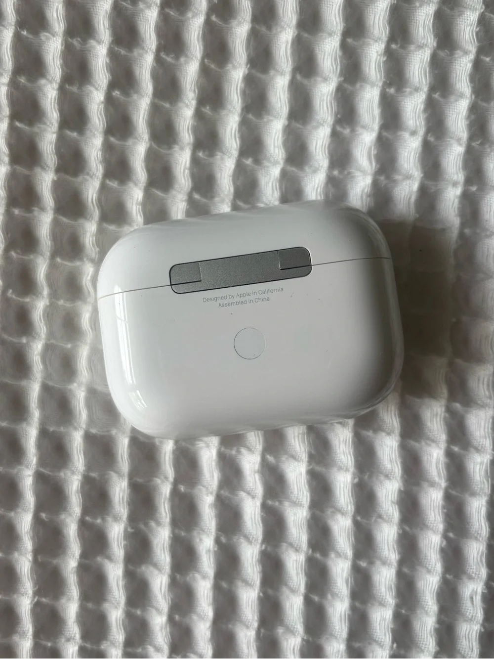AirPods Pro (1st Gen) with MagSafe Charging Case